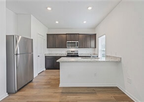 Building Photo - 10838 Emerick St