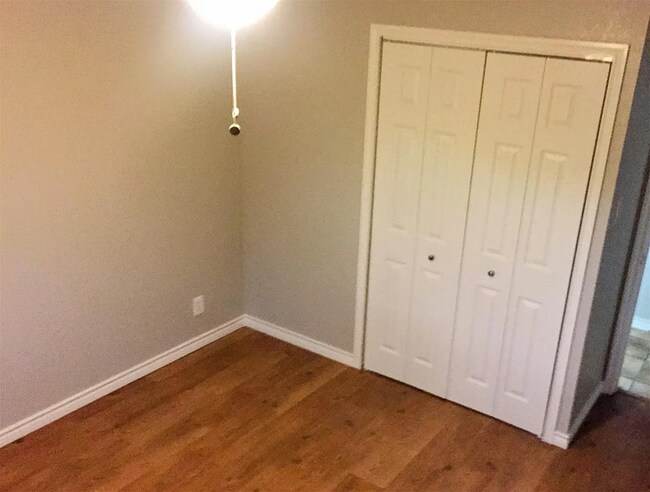 Building Photo - Beautiful 4 beds 2 baths in Austin!