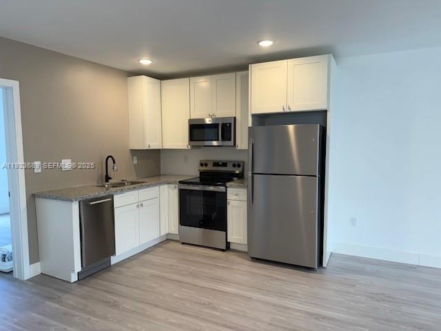 Building Photo - 511 SW 1st Ave