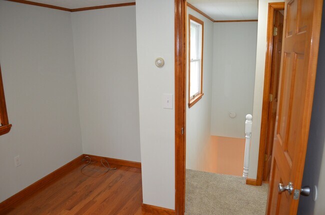 Building Photo - 218 Highland Ave