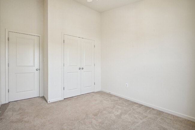 Building Photo - This beautiful townhome spans three finished levels and over 2800 square feet.