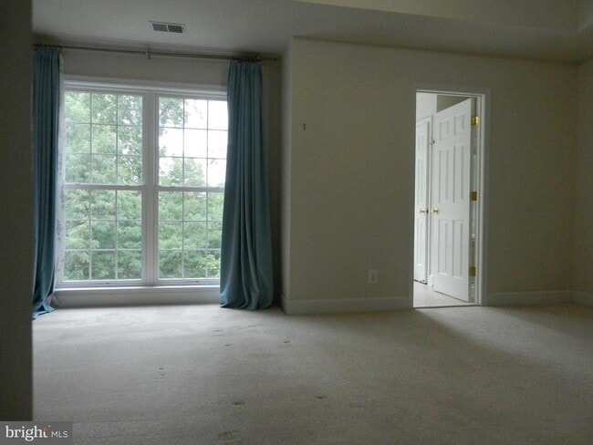 Building Photo - 13700 Maple Sugar Ln