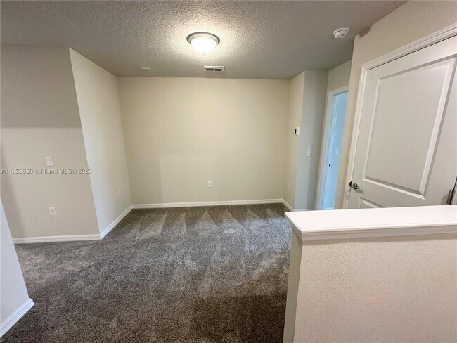 Building Photo - 6364 Tabebuia Pkwy