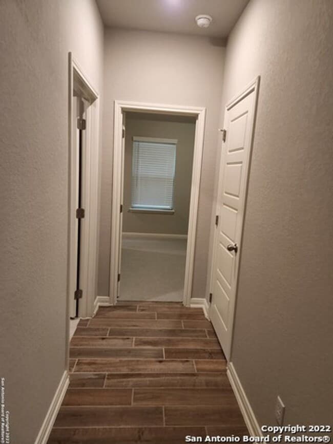 Building Photo - Scenic Crest off Boerne Stage Rd