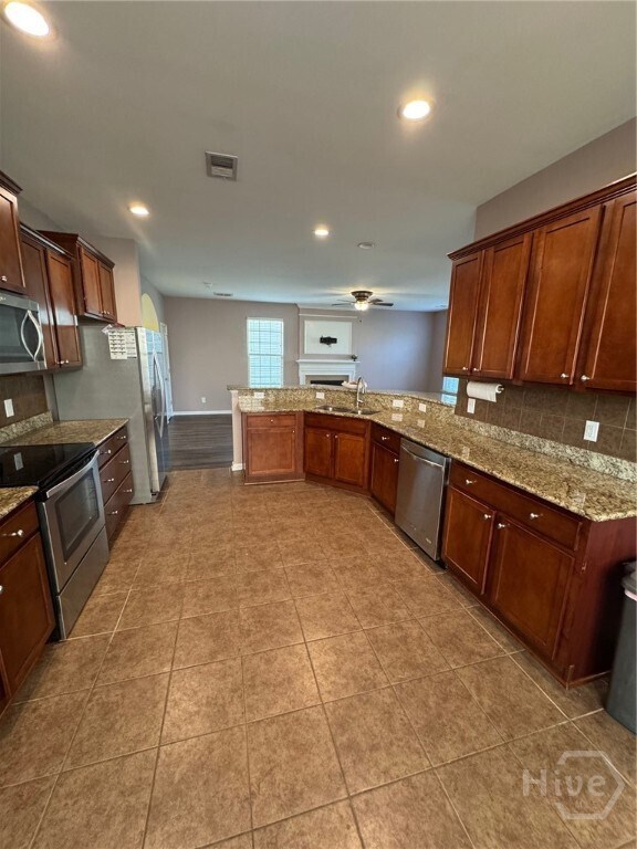 Building Photo - 147 Shady Grove Ln
