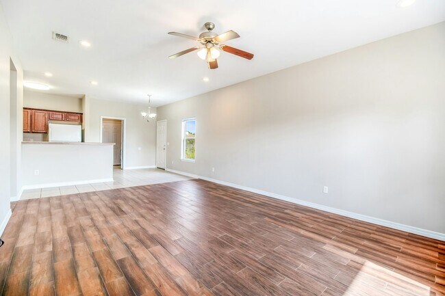 Building Photo - 7412 Harvest Village Ct