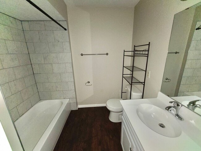 Building Photo - COMING SOON... 3-Bedroom 2-Bathroom Townhome in Capital Heights!