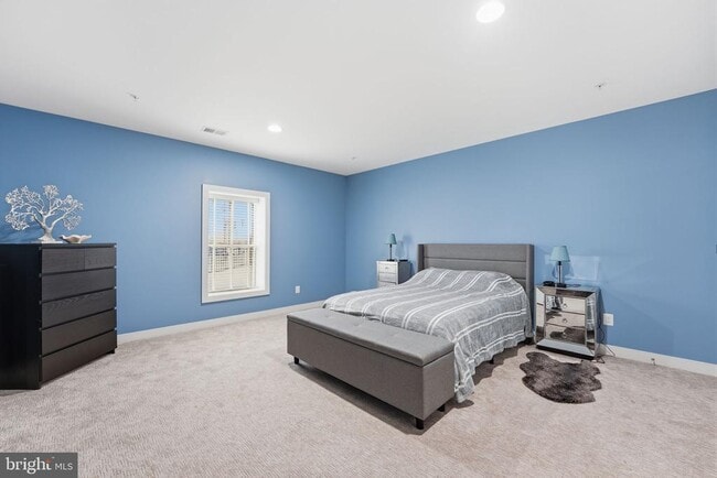 Building Photo - 17072 Silver Arrow Dr