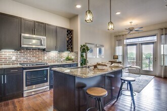 Building Photo - City Living, Elevated