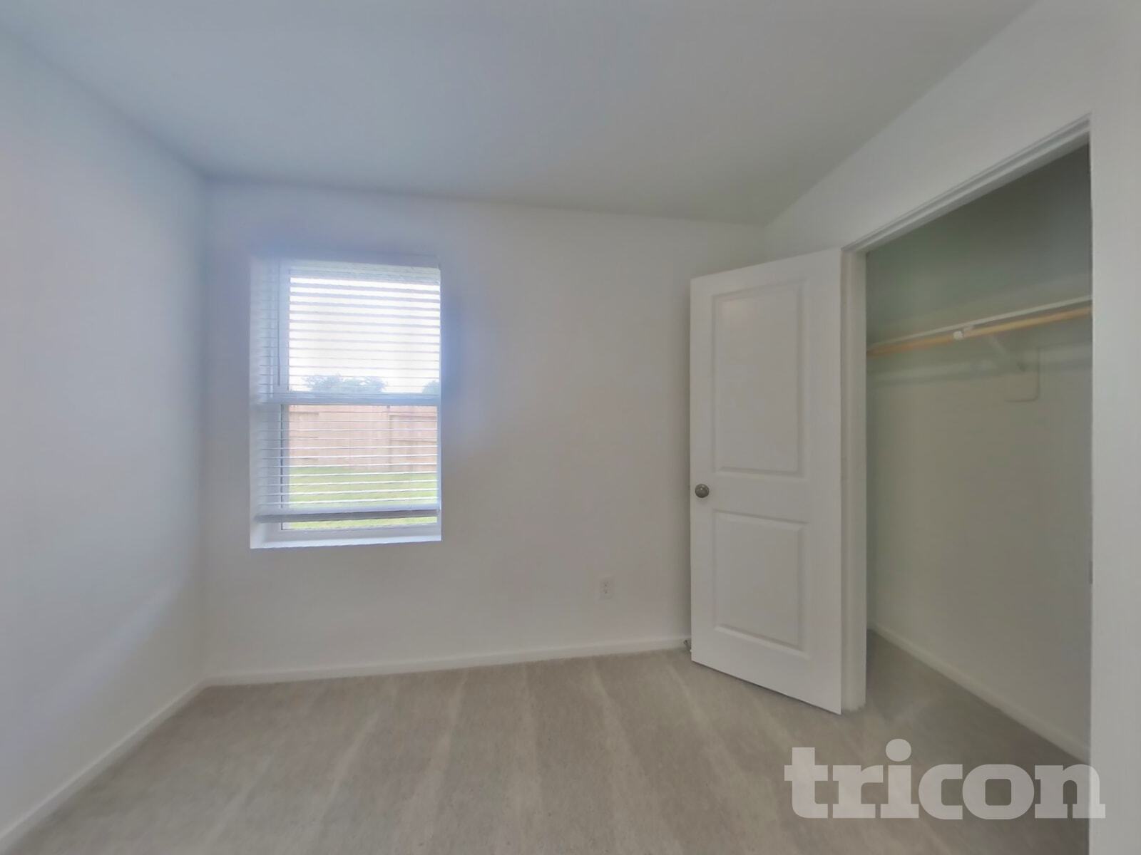 Building Photo - 3013 Dawn Sound Dr