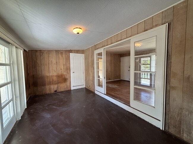 Building Photo - 5265 Manauwea St