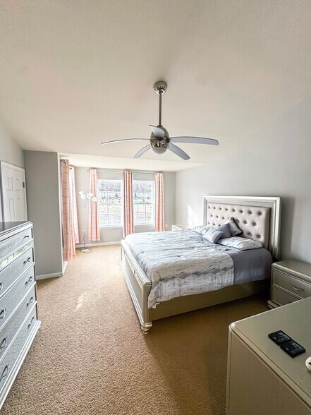 Building Photo - 209 Raven Run