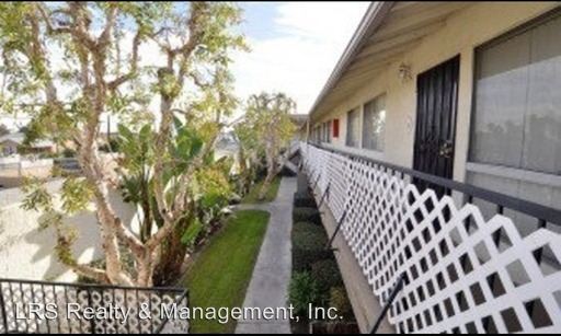 Building Photo - 8080 Bever Pl