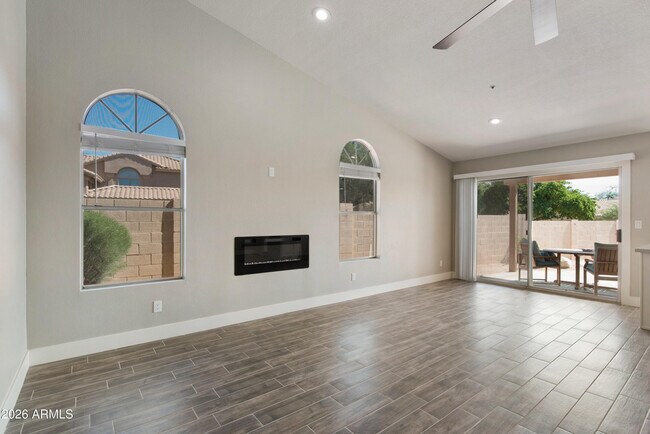 Building Photo - 9295 E Rockwood Dr