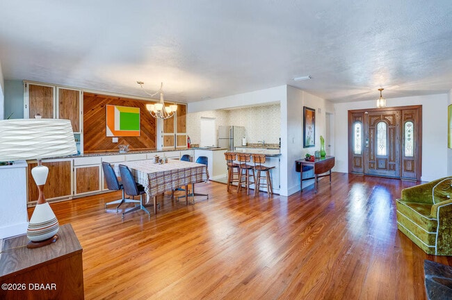 Building Photo - 1286 John Anderson Dr