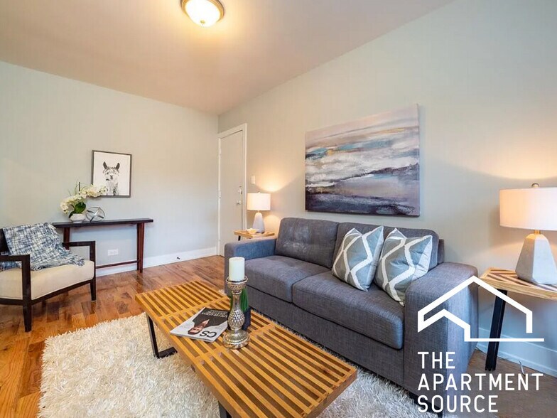 Building Photo - 2907 N Mildred Ave