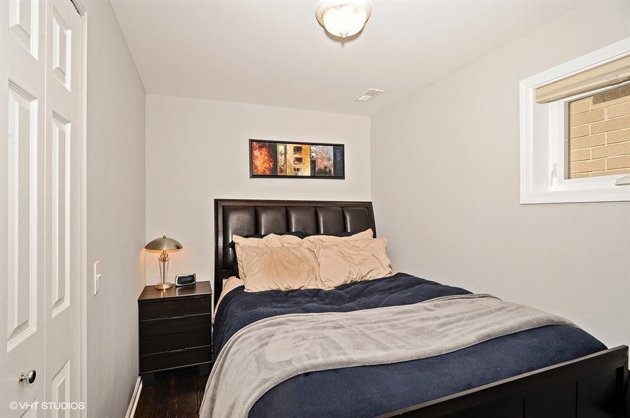 Bedroom - 1742 W Julian St