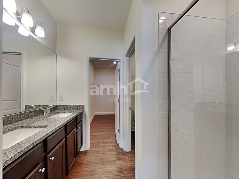 Building Photo - 105 Moultrie Crossing Ln