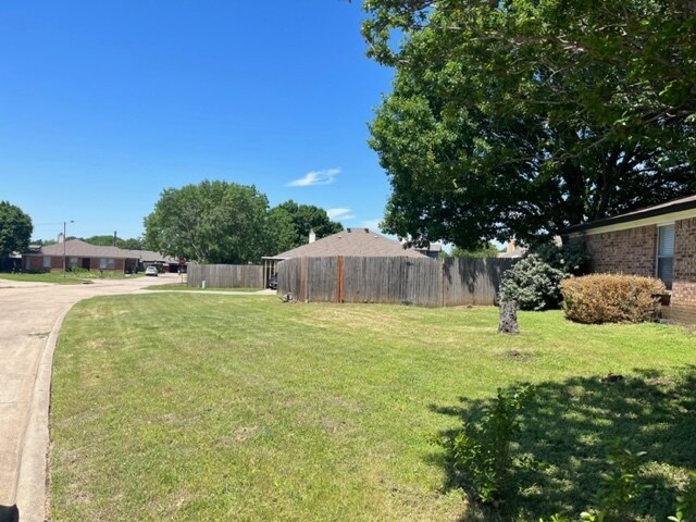 Building Photo - 1011 Brenner Ct