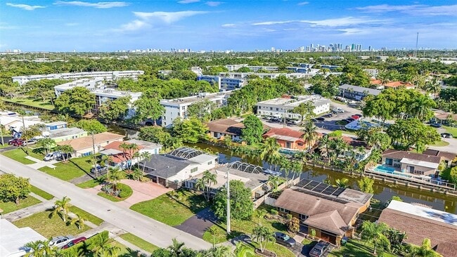 Building Photo - 1736 NW 38th St