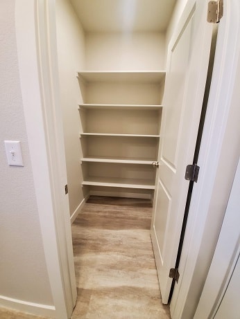 Pantry - 2794 Barnstormer St