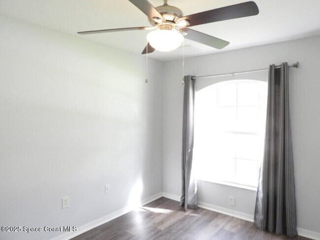 Building Photo - 1535 Heartwellville St NW