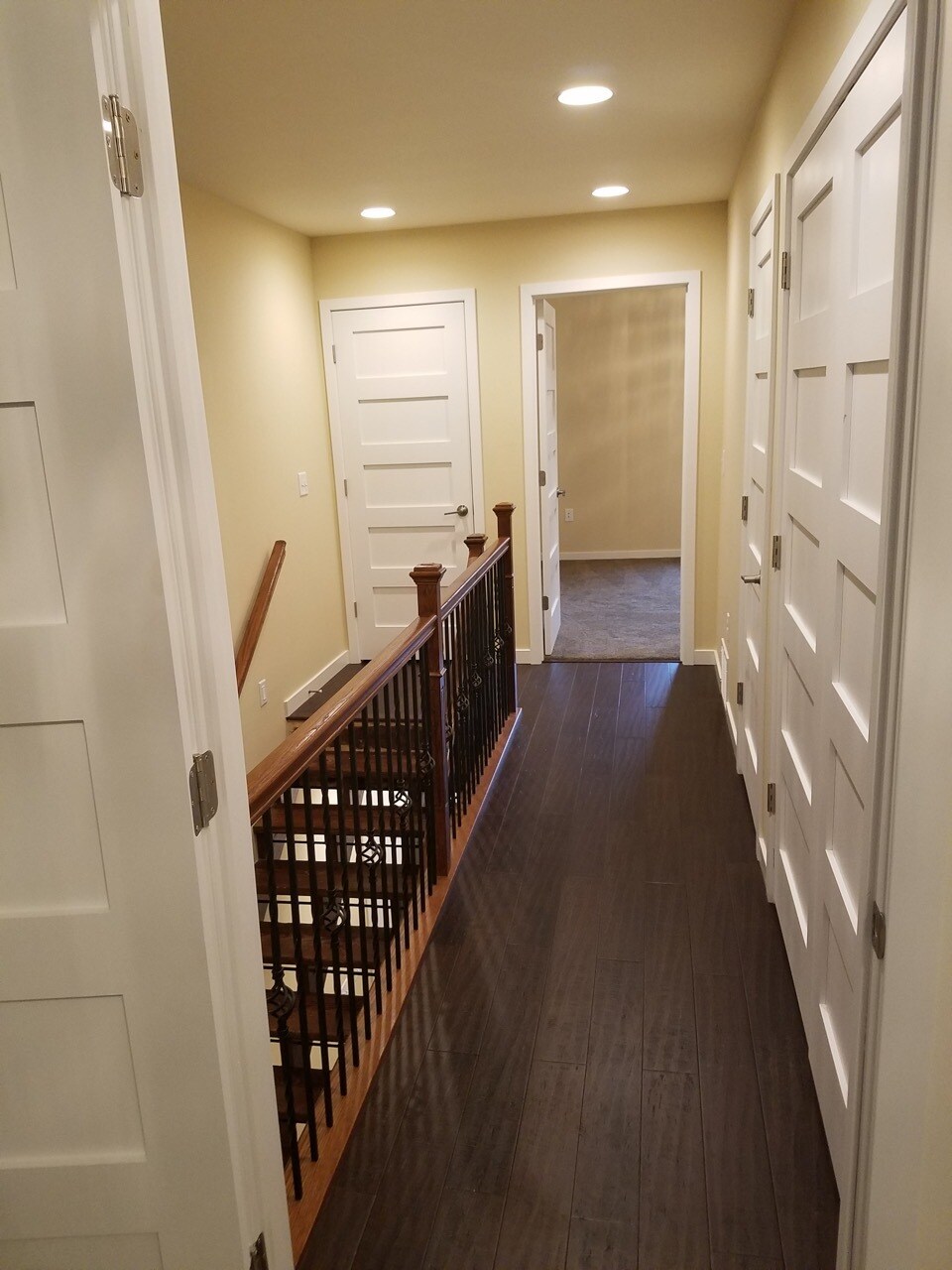 Building Photo - 1408 Sunset Ct