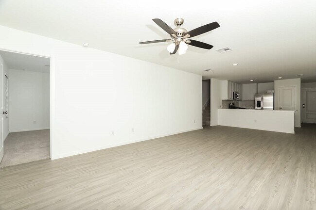 Building Photo - 3402 Rodgers Hl