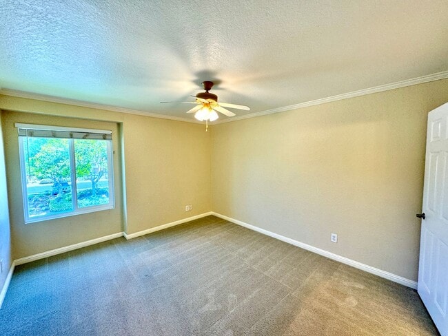 Building Photo - Great 2B/1.5BA Condo in Carlsbad!