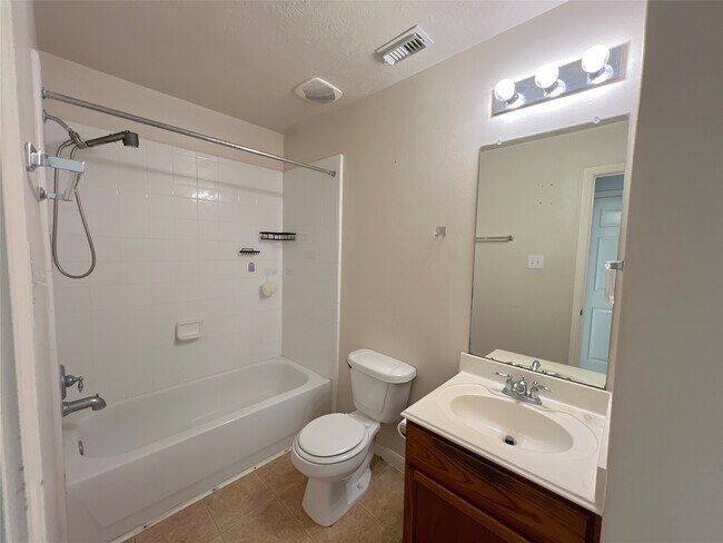 Building Photo - 5535 Bear Paw Cir