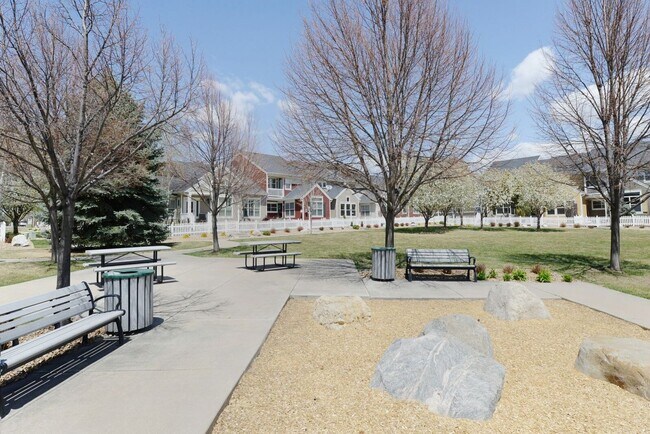 Building Photo - 4061 Temple Gulch Cir