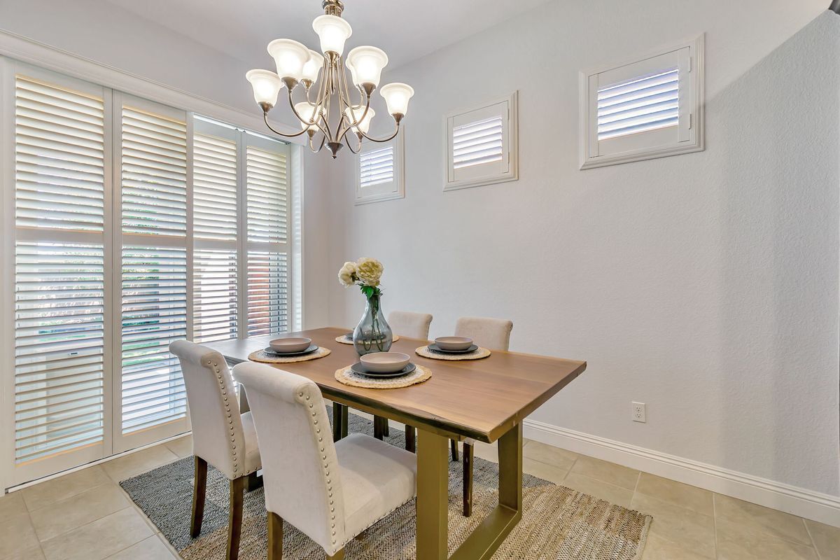 Building Photo - 1631 Chianti Ln