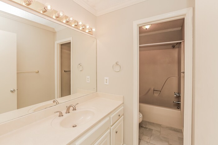 Building Photo - 117 Trace Ridge Dr