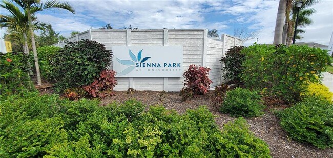 Building Photo - 4012 Via Sienna Cir