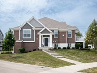 Building Photo - 4470 Monroe Ct
