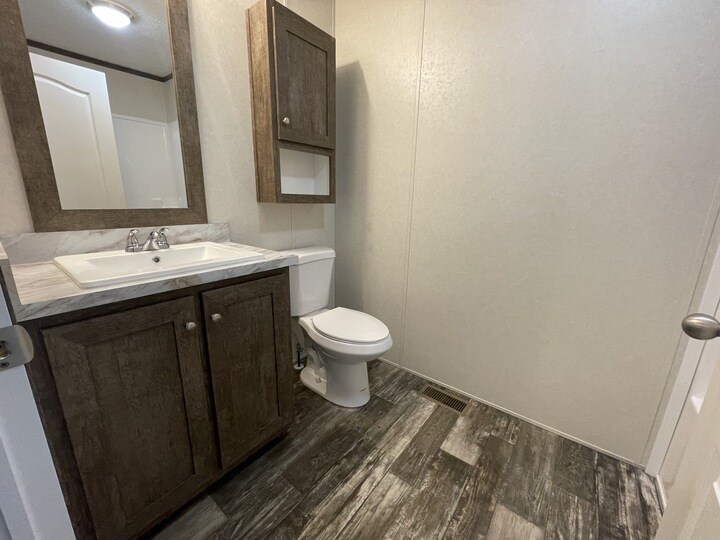 Building Photo - 16035 Villaire Ave