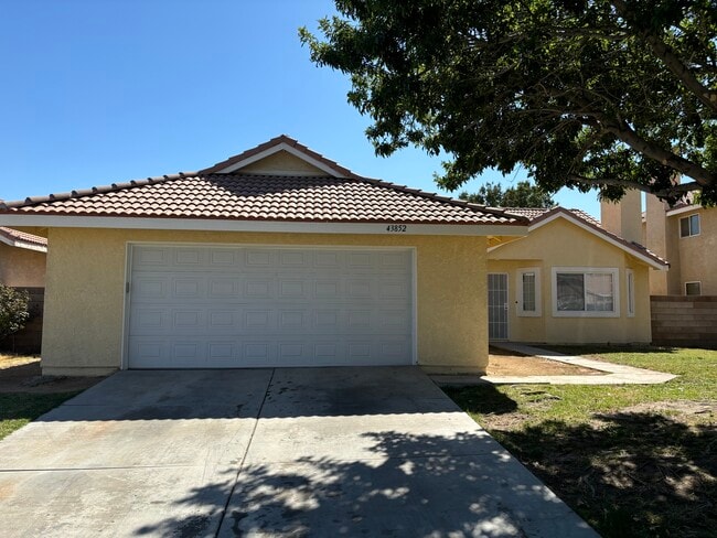 Building Photo - 43852 Glenraven Rd