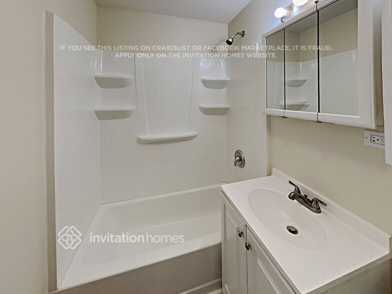 Building Photo - 9141 Menard Ave