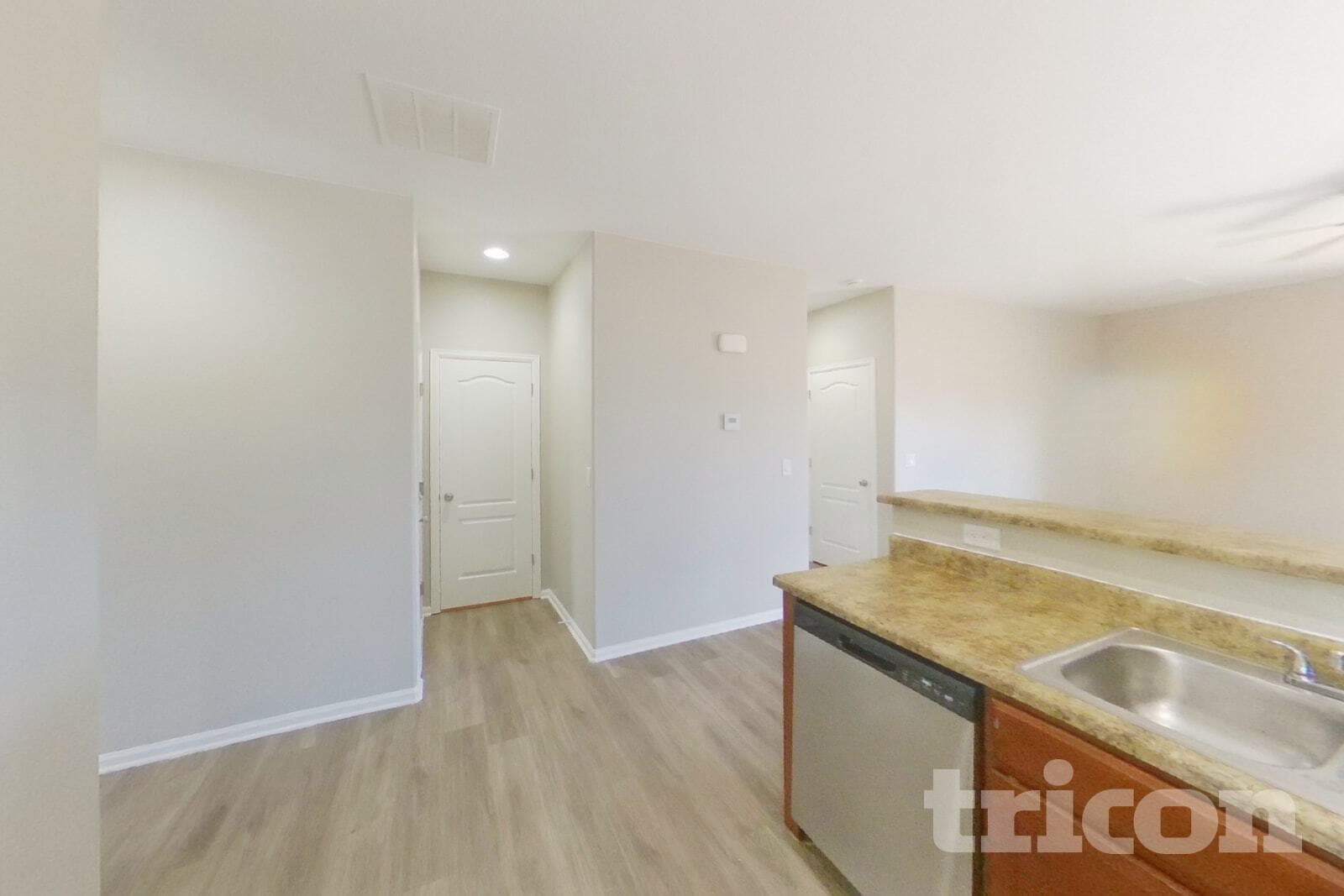 Building Photo - 6550 Phantom Way