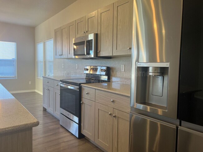 Building Photo - 8175 Talc Dr