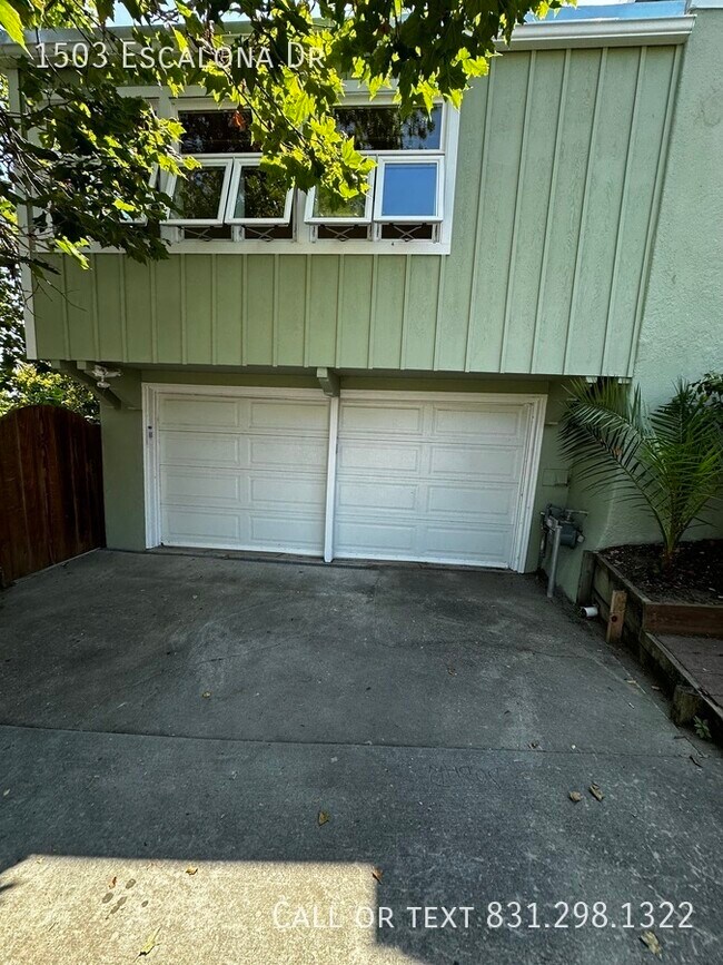 Building Photo - west side charm with garage