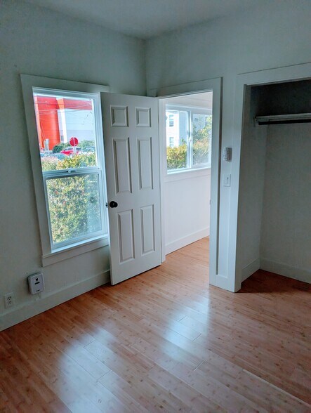 bedroom - 1401 N 36th St
