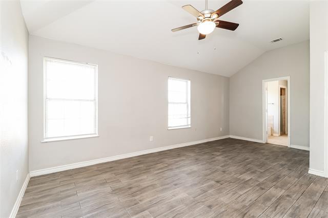 Building Photo - 623 Green Mound Dr