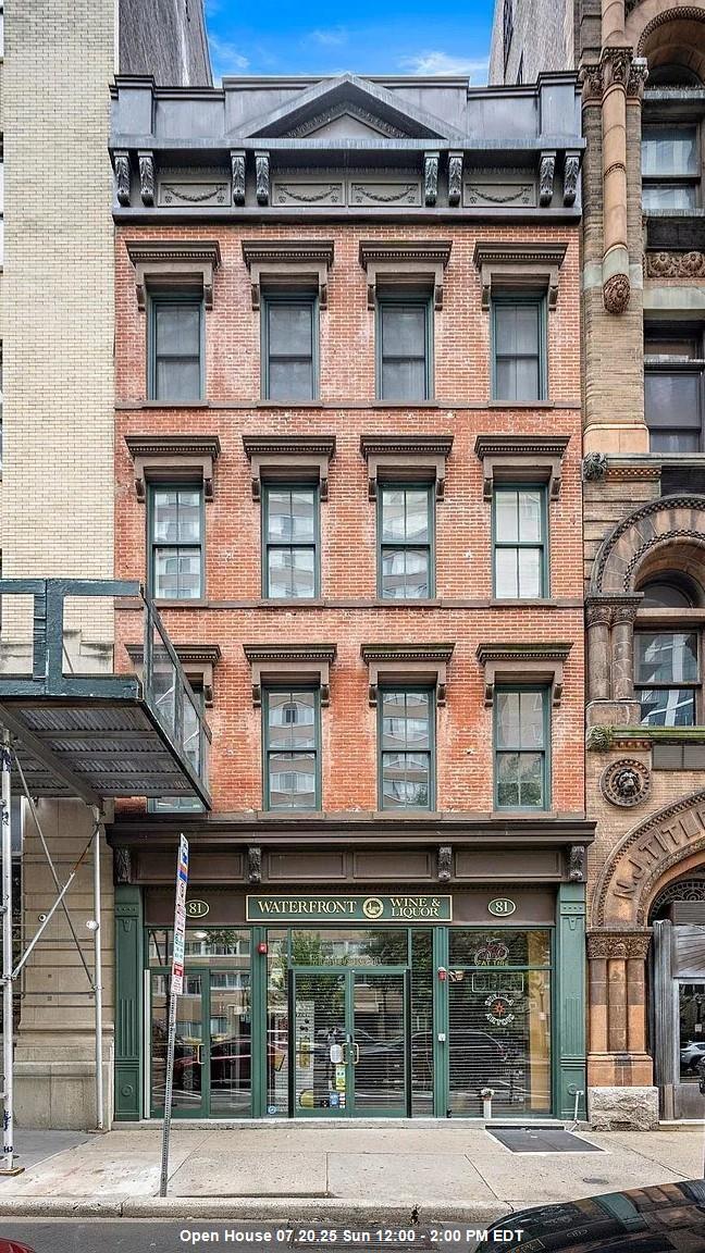 Primary Photo - 81 Montgomery St