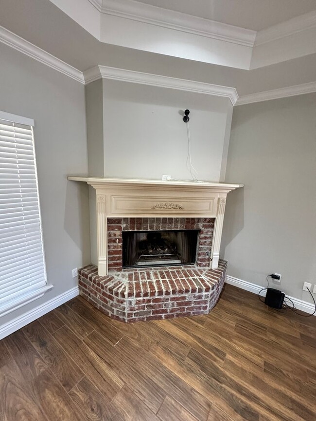 Building Photo - Gated Community close to Barksdale Air For...