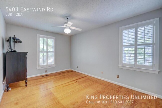 Building Photo - 5403 Eastwind Rd