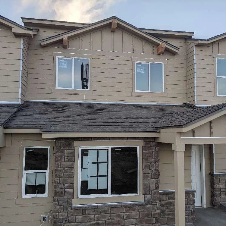 Building Photo - 1055 Petra Heights