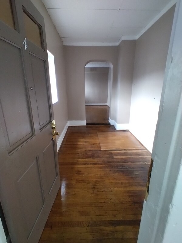 Building Photo - 823 S 2nd St