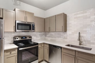 Building Photo - Easton