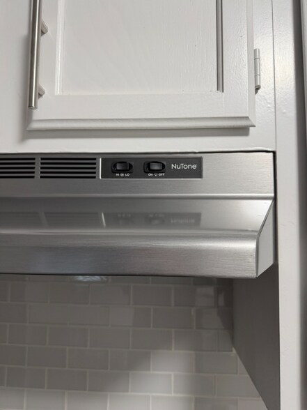 Building Photo - 3016 Gregory Ln